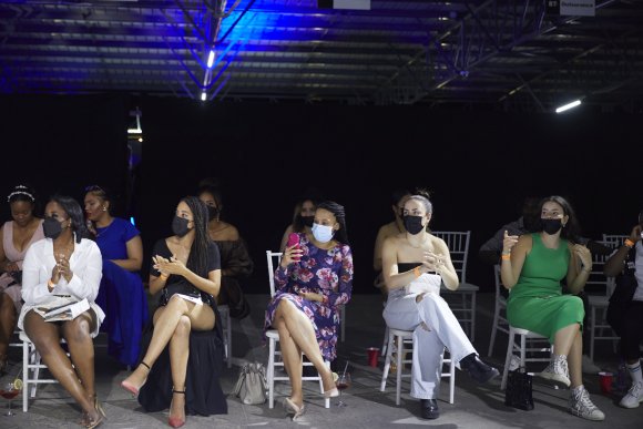 TO DOWNLOAD. CLICK ON THE IMAGE TO OPEN IT AND THEN CLICK ON IT AGAIN AND WAIT FOR IT TO LOAD IN FULLSCREEN AND SAVE. To browse images use green arrows above.
SHARE AND TAG : @MTC_WINDHOEKFASHIONWEEK
IMAGE CREDIT: @SIMZMKHWANAZI/@BESTFRIENDS_ZA
#MTCWFW2021
@MTC_WINDHOEKFASHIONWEEK
#MADEINNAMIBIA