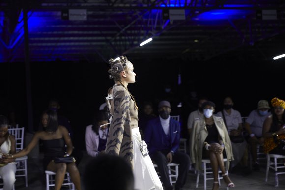 TO DOWNLOAD. CLICK ON THE IMAGE TO OPEN IT AND THEN CLICK ON IT AGAIN AND WAIT FOR IT TO LOAD IN FULLSCREEN AND SAVE. To browse images use green arrows above.
SHARE AND TAG : @MTC_WINDHOEKFASHIONWEEK
IMAGE CREDIT: @SIMZMKHWANAZI/@BESTFRIENDS_ZA
#MTCWFW2021
@MTC_WINDHOEKFASHIONWEEK
#MADEINNAMIBIA