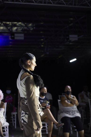 TO DOWNLOAD. CLICK ON THE IMAGE TO OPEN IT AND THEN CLICK ON IT AGAIN AND WAIT FOR IT TO LOAD IN FULLSCREEN AND SAVE. To browse images use green arrows above.
SHARE AND TAG : @MTC_WINDHOEKFASHIONWEEK
IMAGE CREDIT: @SIMZMKHWANAZI/@BESTFRIENDS_ZA
#MTCWFW2021
@MTC_WINDHOEKFASHIONWEEK
#MADEINNAMIBIA