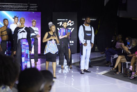 TO DOWNLOAD. CLICK ON THE IMAGE TO OPEN IT AND THEN CLICK ON IT AGAIN AND WAIT FOR IT TO LOAD IN FULLSCREEN AND SAVE. To browse images use green arrows above.
SHARE AND TAG : @MTC_WINDHOEKFASHIONWEEK
IMAGE CREDIT: @SIMZMKHWANAZI/@BESTFRIENDS_ZA
#MTCWFW2021
@MTC_WINDHOEKFASHIONWEEK
#MADEINNAMIBIA