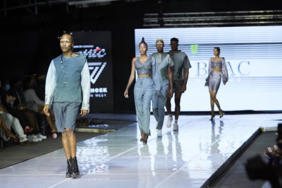 TO DOWNLOAD. CLICK ON THE IMAGE TO OPEN IT AND THEN CLICK ON IT AGAIN AND WAIT FOR IT TO LOAD IN FULLSCREEN AND SAVE. To browse images use green arrows above.
SHARE AND TAG : @MTC_WINDHOEKFASHIONWEEK
IMAGE CREDIT: @SIMZMKHWANAZI/@BESTFRIENDS_ZA
#MTCWFW2021
@MTC_WINDHOEKFASHIONWEEK
#MADEINNAMIBIA