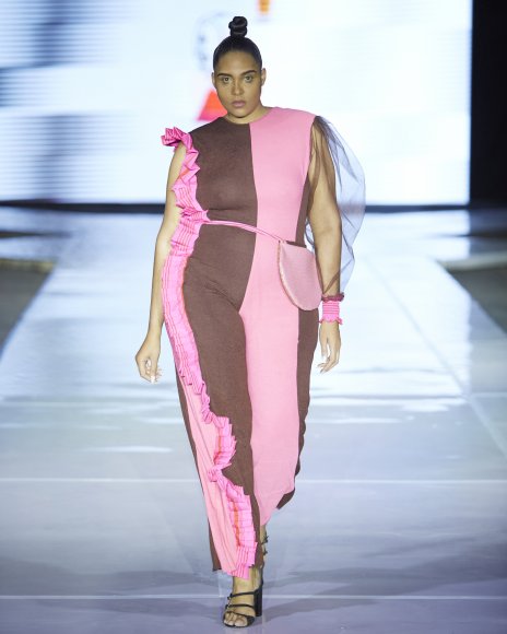 TO DOWNLOAD. CLICK ON THE IMAGE TO OPEN IT AND THEN CLICK ON IT AGAIN AND WAIT FOR IT TO LOAD IN FULLSCREEN AND SAVE. To browse images use green arrows above.
SHARE AND TAG : @MTC_WINDHOEKFASHIONWEEK
IMAGE CREDIT: @SIMZMKHWANAZI/@BESTFRIENDS_ZA
#MTCWFW2021
@MTC_WINDHOEKFASHIONWEEK
#MADEINNAMIBIA