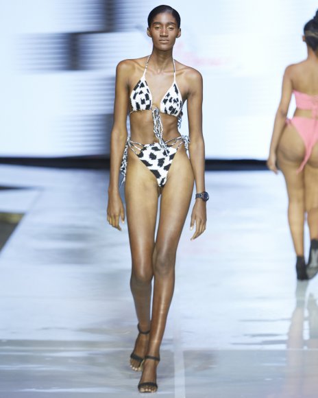 TO DOWNLOAD. CLICK ON THE IMAGE TO OPEN IT AND THEN CLICK ON IT AGAIN AND WAIT FOR IT TO LOAD IN FULLSCREEN AND SAVE. To browse images use green arrows above.
SHARE AND TAG : @MTC_WINDHOEKFASHIONWEEK
IMAGE CREDIT: @SIMZMKHWANAZI/@BESTFRIENDS_ZA
#MTCWFW2021
@MTC_WINDHOEKFASHIONWEEK
#MADEINNAMIBIA