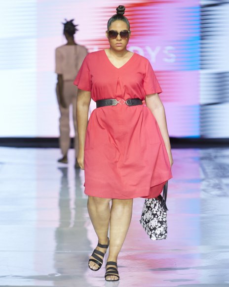 TO DOWNLOAD. CLICK ON THE IMAGE TO OPEN IT AND THEN CLICK ON IT AGAIN AND WAIT FOR IT TO LOAD IN FULLSCREEN AND SAVE. To browse images use green arrows above.
SHARE AND TAG : @MTC_WINDHOEKFASHIONWEEK
IMAGE CREDIT: @SIMZMKHWANAZI/@BESTFRIENDS_ZA
#MTCWFW2021
@MTC_WINDHOEKFASHIONWEEK
#MADEINNAMIBIA