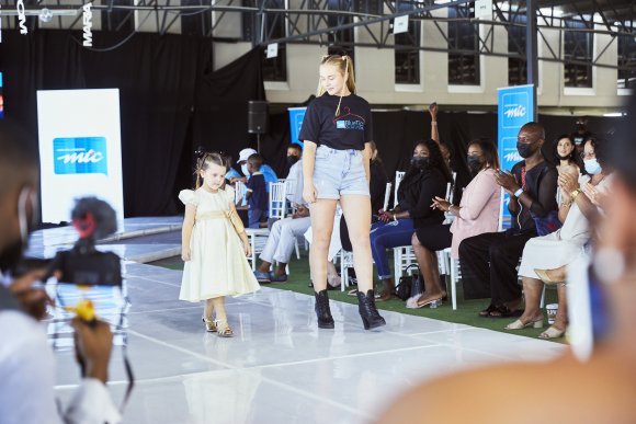 TO DOWNLOAD. CLICK ON THE IMAGE TO OPEN IT AND THEN CLICK ON IT AGAIN AND WAIT FOR IT TO LOAD IN FULLSCREEN AND SAVE. To browse images use green arrows above.
SHARE AND TAG : @MTC_WINDHOEKFASHIONWEEK
IMAGE CREDIT: @SIMZMKHWANAZI/@BESTFRIENDS_ZA
#MTCWFW2021
@MTC_WINDHOEKFASHIONWEEK
#MADEINNAMIBIA