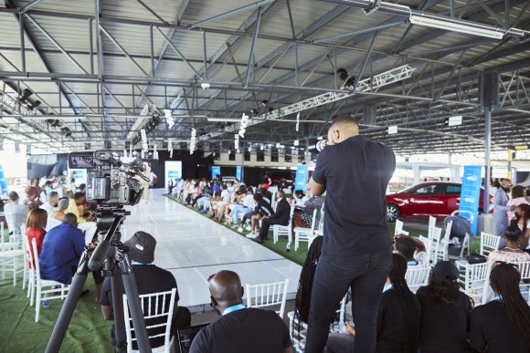 TO DOWNLOAD. CLICK ON THE IMAGE TO OPEN IT AND THEN CLICK ON IT AGAIN AND WAIT FOR IT TO LOAD IN FULLSCREEN AND SAVE. To browse images use green arrows above.
SHARE AND TAG : @MTC_WINDHOEKFASHIONWEEK
IMAGE CREDIT: @SIMZMKHWANAZI/@BESTFRIENDS_ZA
#MTCWFW2021
@MTC_WINDHOEKFASHIONWEEK
#MADEINNAMIBIA
