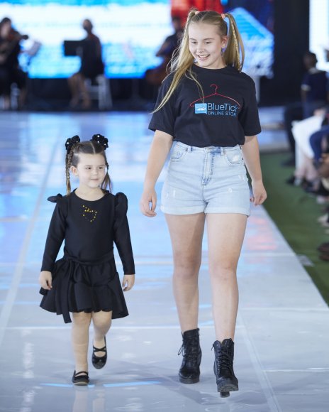 TO DOWNLOAD. CLICK ON THE IMAGE TO OPEN IT AND THEN CLICK ON IT AGAIN AND WAIT FOR IT TO LOAD IN FULLSCREEN AND SAVE. To browse images use green arrows above.
SHARE AND TAG : @MTC_WINDHOEKFASHIONWEEK
IMAGE CREDIT: @SIMZMKHWANAZI/@BESTFRIENDS_ZA
#MTCWFW2021
@MTC_WINDHOEKFASHIONWEEK
#MADEINNAMIBIA