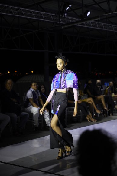 TO DOWNLOAD. CLICK ON THE IMAGE TO OPEN IT AND THEN CLICK ON IT AGAIN AND WAIT FOR IT TO LOAD IN FULLSCREEN AND SAVE. To browse images use green arrows above.
SHARE AND TAG : @MTC_WINDHOEKFASHIONWEEK
IMAGE CREDIT: @SIMZMKHWANAZI/@BESTFRIENDS_ZA
#MTCWFW2021
@MTC_WINDHOEKFASHIONWEEK
#MADEINNAMIBIA
