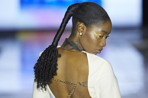 TO DOWNLOAD. CLICK ON THE IMAGE TO OPEN IT AND THEN CLICK ON IT AGAIN AND WAIT FOR IT TO LOAD IN FULLSCREEN AND SAVE. To browse images use green arrows above.
SHARE AND TAG : @MTC_WINDHOEKFASHIONWEEK
IMAGE CREDIT: @SIMZMKHWANAZI/@BESTFRIENDS_ZA
#MTCWFW2021
@MTC_WINDHOEKFASHIONWEEK
#MADEINNAMIBIA