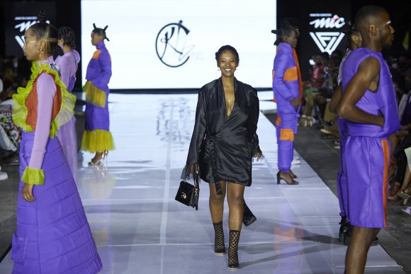 TO DOWNLOAD. CLICK ON THE IMAGE TO OPEN IT AND THEN CLICK ON IT AGAIN AND WAIT FOR IT TO LOAD IN FULLSCREEN AND SAVE. To browse images use green arrows above.
SHARE AND TAG : @MTC_WINDHOEKFASHIONWEEK
IMAGE CREDIT: @SIMZMKHWANAZI/@BESTFRIENDS_ZA
#MTCWFW2021
@MTC_WINDHOEKFASHIONWEEK
#MADEINNAMIBIA