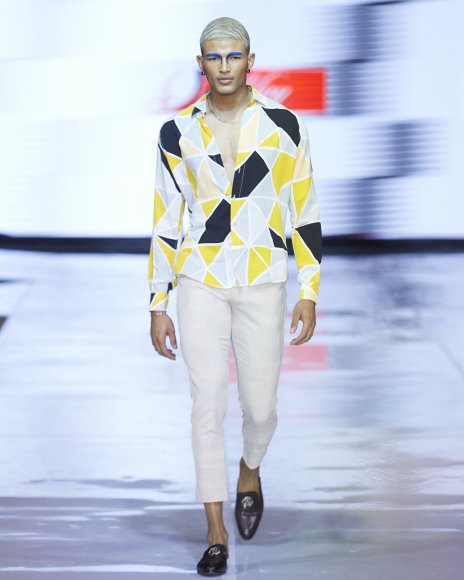 TO DOWNLOAD. CLICK ON THE IMAGE TO OPEN IT AND THEN CLICK ON IT AGAIN AND WAIT FOR IT TO LOAD IN FULLSCREEN AND SAVE. To browse images use green arrows above.
SHARE AND TAG : @MTC_WINDHOEKFASHIONWEEK
IMAGE CREDIT: @SIMZMKHWANAZI/@BESTFRIENDS_ZA
#MTCWFW2021
@MTC_WINDHOEKFASHIONWEEK
#MADEINNAMIBIA
