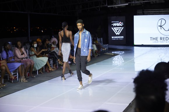 TO DOWNLOAD. CLICK ON THE IMAGE TO OPEN IT AND THEN CLICK ON IT AGAIN AND WAIT FOR IT TO LOAD IN FULLSCREEN AND SAVE. To browse images use green arrows above.
SHARE AND TAG : @MTC_WINDHOEKFASHIONWEEK
IMAGE CREDIT: @SIMZMKHWANAZI/@BESTFRIENDS_ZA
#MTCWFW2021
@MTC_WINDHOEKFASHIONWEEK
#MADEINNAMIBIA
