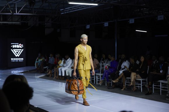 TO DOWNLOAD. CLICK ON THE IMAGE TO OPEN IT AND THEN CLICK ON IT AGAIN AND WAIT FOR IT TO LOAD IN FULLSCREEN AND SAVE. To browse images use green arrows above.
SHARE AND TAG : @MTC_WINDHOEKFASHIONWEEK
IMAGE CREDIT: @SIMZMKHWANAZI/@BESTFRIENDS_ZA
#MTCWFW2021
@MTC_WINDHOEKFASHIONWEEK
#MADEINNAMIBIA