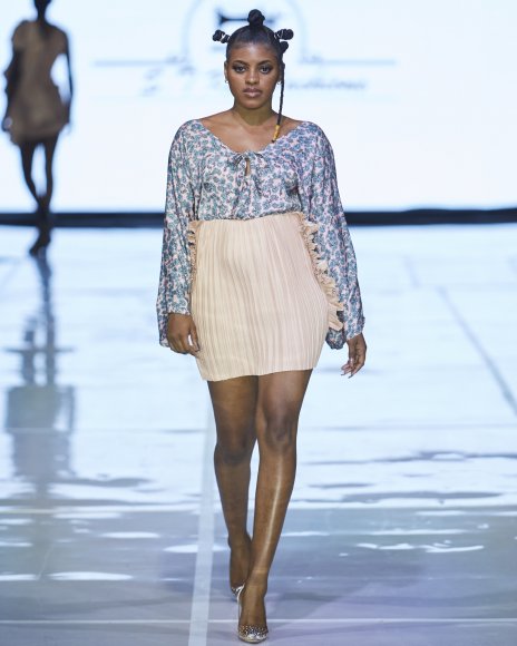 TO DOWNLOAD. CLICK ON THE IMAGE TO OPEN IT AND THEN CLICK ON IT AGAIN AND WAIT FOR IT TO LOAD IN FULLSCREEN AND SAVE. To browse images use green arrows above.
SHARE AND TAG : @MTC_WINDHOEKFASHIONWEEK
IMAGE CREDIT: @SIMZMKHWANAZI/@BESTFRIENDS_ZA
#MTCWFW2021
@MTC_WINDHOEKFASHIONWEEK
#MADEINNAMIBIA