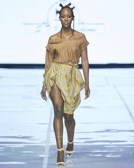 TO DOWNLOAD. CLICK ON THE IMAGE TO OPEN IT AND THEN CLICK ON IT AGAIN AND WAIT FOR IT TO LOAD IN FULLSCREEN AND SAVE. To browse images use green arrows above.
SHARE AND TAG : @MTC_WINDHOEKFASHIONWEEK
IMAGE CREDIT: @SIMZMKHWANAZI/@BESTFRIENDS_ZA
#MTCWFW2021
@MTC_WINDHOEKFASHIONWEEK
#MADEINNAMIBIA