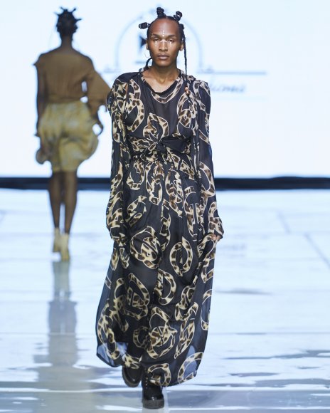TO DOWNLOAD. CLICK ON THE IMAGE TO OPEN IT AND THEN CLICK ON IT AGAIN AND WAIT FOR IT TO LOAD IN FULLSCREEN AND SAVE. To browse images use green arrows above.
SHARE AND TAG : @MTC_WINDHOEKFASHIONWEEK
IMAGE CREDIT: @SIMZMKHWANAZI/@BESTFRIENDS_ZA
#MTCWFW2021
@MTC_WINDHOEKFASHIONWEEK
#MADEINNAMIBIA