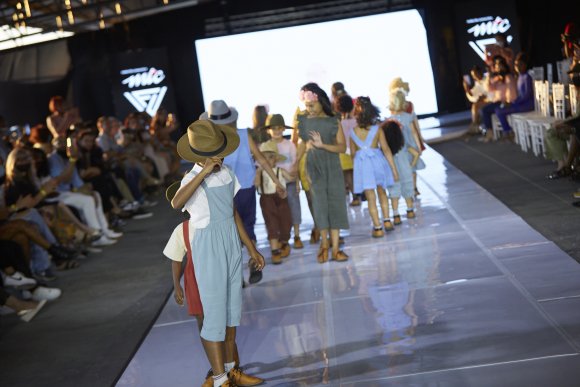 TO DOWNLOAD. CLICK ON THE IMAGE TO OPEN IT AND THEN CLICK ON IT AGAIN AND WAIT FOR IT TO LOAD IN FULLSCREEN AND SAVE. To browse images use green arrows above.
SHARE AND TAG : @MTC_WINDHOEKFASHIONWEEK
IMAGE CREDIT: @SIMZMKHWANAZI/@BESTFRIENDS_ZA
#MTCWFW2021
@MTC_WINDHOEKFASHIONWEEK
#MADEINNAMIBIA