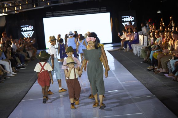 TO DOWNLOAD. CLICK ON THE IMAGE TO OPEN IT AND THEN CLICK ON IT AGAIN AND WAIT FOR IT TO LOAD IN FULLSCREEN AND SAVE. To browse images use green arrows above.
SHARE AND TAG : @MTC_WINDHOEKFASHIONWEEK
IMAGE CREDIT: @SIMZMKHWANAZI/@BESTFRIENDS_ZA
#MTCWFW2021
@MTC_WINDHOEKFASHIONWEEK
#MADEINNAMIBIA