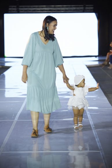 TO DOWNLOAD. CLICK ON THE IMAGE TO OPEN IT AND THEN CLICK ON IT AGAIN AND WAIT FOR IT TO LOAD IN FULLSCREEN AND SAVE. To browse images use green arrows above.
SHARE AND TAG : @MTC_WINDHOEKFASHIONWEEK
IMAGE CREDIT: @SIMZMKHWANAZI/@BESTFRIENDS_ZA
#MTCWFW2021
@MTC_WINDHOEKFASHIONWEEK
#MADEINNAMIBIA