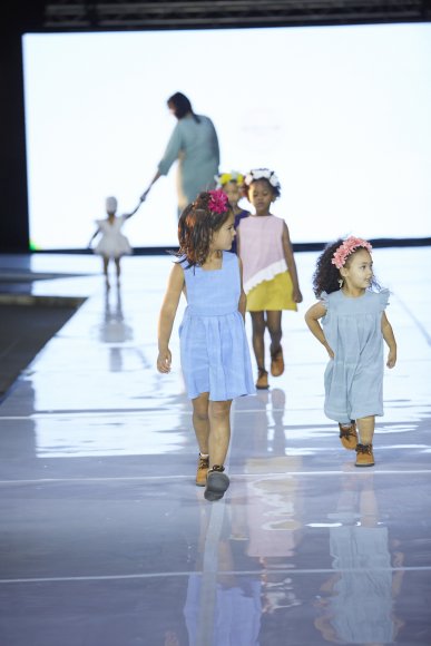 TO DOWNLOAD. CLICK ON THE IMAGE TO OPEN IT AND THEN CLICK ON IT AGAIN AND WAIT FOR IT TO LOAD IN FULLSCREEN AND SAVE. To browse images use green arrows above.
SHARE AND TAG : @MTC_WINDHOEKFASHIONWEEK
IMAGE CREDIT: @SIMZMKHWANAZI/@BESTFRIENDS_ZA
#MTCWFW2021
@MTC_WINDHOEKFASHIONWEEK
#MADEINNAMIBIA
