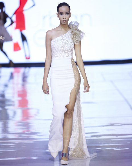 TO DOWNLOAD. CLICK ON THE IMAGE TO OPEN IT AND THEN CLICK ON IT AGAIN AND WAIT FOR IT TO LOAD IN FULLSCREEN AND SAVE. To browse images use green arrows above.
SHARE AND TAG : @MTC_WINDHOEKFASHIONWEEK
IMAGE CREDIT: @SIMZMKHWANAZI/@BESTFRIENDS_ZA
#MTCWFW2021
@MTC_WINDHOEKFASHIONWEEK
#MADEINNAMIBIA