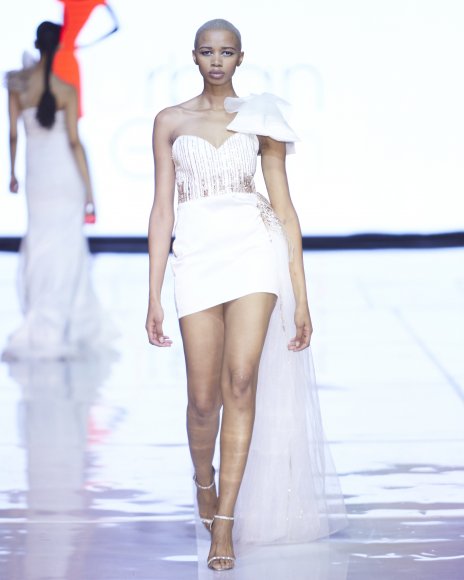 TO DOWNLOAD. CLICK ON THE IMAGE TO OPEN IT AND THEN CLICK ON IT AGAIN AND WAIT FOR IT TO LOAD IN FULLSCREEN AND SAVE. To browse images use green arrows above.
SHARE AND TAG : @MTC_WINDHOEKFASHIONWEEK
IMAGE CREDIT: @SIMZMKHWANAZI/@BESTFRIENDS_ZA
#MTCWFW2021
@MTC_WINDHOEKFASHIONWEEK
#MADEINNAMIBIA