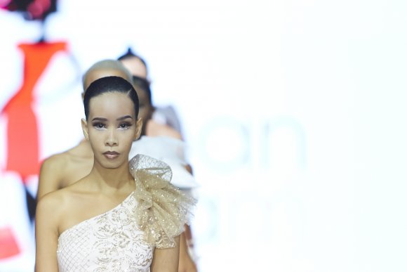 TO DOWNLOAD. CLICK ON THE IMAGE TO OPEN IT AND THEN CLICK ON IT AGAIN AND WAIT FOR IT TO LOAD IN FULLSCREEN AND SAVE. To browse images use green arrows above.
SHARE AND TAG : @MTC_WINDHOEKFASHIONWEEK
IMAGE CREDIT: @SIMZMKHWANAZI/@BESTFRIENDS_ZA
#MTCWFW2021
@MTC_WINDHOEKFASHIONWEEK
#MADEINNAMIBIA