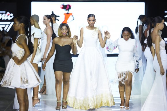 TO DOWNLOAD. CLICK ON THE IMAGE TO OPEN IT AND THEN CLICK ON IT AGAIN AND WAIT FOR IT TO LOAD IN FULLSCREEN AND SAVE. To browse images use green arrows above.
SHARE AND TAG : @MTC_WINDHOEKFASHIONWEEK
IMAGE CREDIT: @SIMZMKHWANAZI/@BESTFRIENDS_ZA
#MTCWFW2021
@MTC_WINDHOEKFASHIONWEEK
#MADEINNAMIBIA
