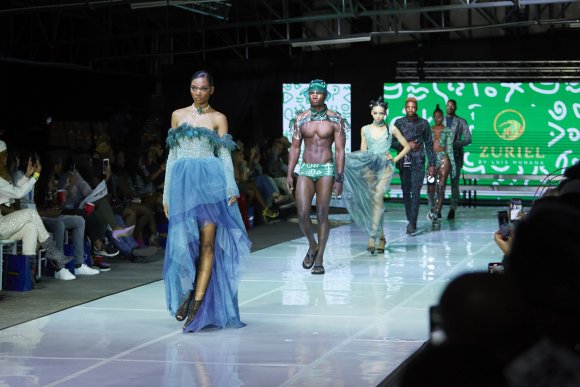 TO DOWNLOAD. CLICK ON THE IMAGE TO OPEN IT AND THEN CLICK ON IT AGAIN AND WAIT FOR IT TO LOAD IN FULLSCREEN AND SAVE. To browse images use green arrows above.
SHARE AND TAG : @MTC_WINDHOEKFASHIONWEEK
IMAGE CREDIT: @SIMZMKHWANAZI/@BESTFRIENDS_ZA
#MTCWFW2021
@MTC_WINDHOEKFASHIONWEEK
#MADEINNAMIBIA