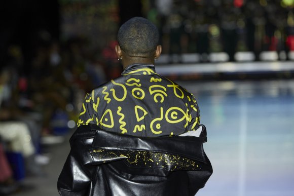 TO DOWNLOAD. CLICK ON THE IMAGE TO OPEN IT AND THEN CLICK ON IT AGAIN AND WAIT FOR IT TO LOAD IN FULLSCREEN AND SAVE. To browse images use green arrows above.
SHARE AND TAG : @MTC_WINDHOEKFASHIONWEEK
IMAGE CREDIT: @SIMZMKHWANAZI/@BESTFRIENDS_ZA
#MTCWFW2021
@MTC_WINDHOEKFASHIONWEEK
#MADEINNAMIBIA