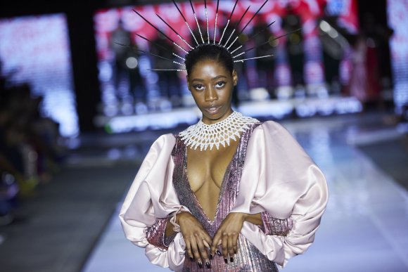 TO DOWNLOAD. CLICK ON THE IMAGE TO OPEN IT AND THEN CLICK ON IT AGAIN AND WAIT FOR IT TO LOAD IN FULLSCREEN AND SAVE. To browse images use green arrows above.
SHARE AND TAG : @MTC_WINDHOEKFASHIONWEEK
IMAGE CREDIT: @SIMZMKHWANAZI/@BESTFRIENDS_ZA
#MTCWFW2021
@MTC_WINDHOEKFASHIONWEEK
#MADEINNAMIBIA