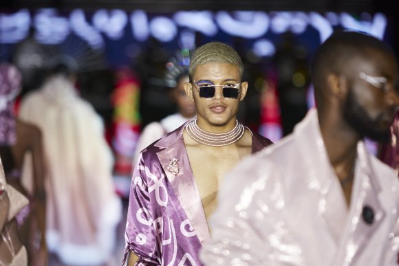TO DOWNLOAD. CLICK ON THE IMAGE TO OPEN IT AND THEN CLICK ON IT AGAIN AND WAIT FOR IT TO LOAD IN FULLSCREEN AND SAVE. To browse images use green arrows above.
SHARE AND TAG : @MTC_WINDHOEKFASHIONWEEK
IMAGE CREDIT: @SIMZMKHWANAZI/@BESTFRIENDS_ZA
#MTCWFW2021
@MTC_WINDHOEKFASHIONWEEK
#MADEINNAMIBIA