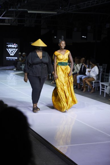 TO DOWNLOAD. CLICK ON THE IMAGE TO OPEN IT AND THEN CLICK ON IT AGAIN AND WAIT FOR IT TO LOAD IN FULLSCREEN AND SAVE. To browse images use green arrows above.
SHARE AND TAG : @MTC_WINDHOEKFASHIONWEEK
IMAGE CREDIT: @SIMZMKHWANAZI/@BESTFRIENDS_ZA
#MTCWFW2021
@MTC_WINDHOEKFASHIONWEEK
#MADEINNAMIBIA