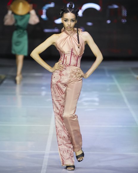TO DOWNLOAD. CLICK ON THE IMAGE TO OPEN IT AND THEN CLICK ON IT AGAIN AND WAIT FOR IT TO LOAD IN FULLSCREEN AND SAVE. To browse images use green arrows above.
SHARE AND TAG : @MTC_WINDHOEKFASHIONWEEK
IMAGE CREDIT: @SIMZMKHWANAZI/@BESTFRIENDS_ZA
#MTCWFW2021
@MTC_WINDHOEKFASHIONWEEK
#MADEINNAMIBIA