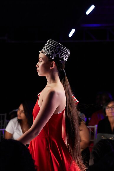 TO DOWNLOAD. CLICK ON THE IMAGE AND SAVE. To browse images use green arrows above.
SHARE AND TAG : @MTC_WINDHOEKFASHIONWEEK
IMAGE CREDIT: @SIMZMKHWANAZI/@BESTFRIENDS_STUDIOS
#MTCWFW2022
@MTC_WINDHOEKFASHIONWEEK
#MADEINNAMIBIA