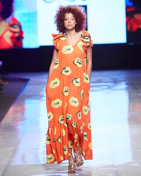 TO DOWNLOAD. CLICK ON THE IMAGE AND SAVE. To browse images use green arrows above.
SHARE AND TAG : @MTC_WINDHOEKFASHIONWEEK
IMAGE CREDIT: @SIMZMKHWANAZI/@BESTFRIENDS_STUDIOS
#MTCWFW2022
@MTC_WINDHOEKFASHIONWEEK
#MADEINNAMIBIA