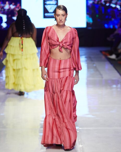 TO DOWNLOAD. CLICK ON THE IMAGE AND SAVE. To browse images use green arrows above.
SHARE AND TAG : @MTC_WINDHOEKFASHIONWEEK
IMAGE CREDIT: @SIMZMKHWANAZI/@BESTFRIENDS_STUDIOS
#MTCWFW2022
@MTC_WINDHOEKFASHIONWEEK
#MADEINNAMIBIA