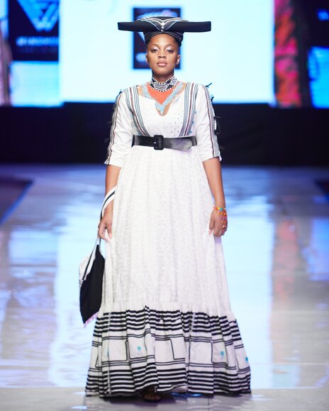 TO DOWNLOAD. CLICK ON THE IMAGE AND SAVE. To browse images use green arrows above.
SHARE AND TAG : @MTC_WINDHOEKFASHIONWEEK
IMAGE CREDIT: @SIMZMKHWANAZI/@BESTFRIENDS_STUDIOS
#MTCWFW2022
@MTC_WINDHOEKFASHIONWEEK
#MADEINNAMIBIA