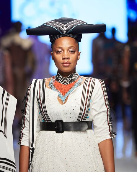 TO DOWNLOAD. CLICK ON THE IMAGE AND SAVE. To browse images use green arrows above.
SHARE AND TAG : @MTC_WINDHOEKFASHIONWEEK
IMAGE CREDIT: @SIMZMKHWANAZI/@BESTFRIENDS_STUDIOS
#MTCWFW2022
@MTC_WINDHOEKFASHIONWEEK
#MADEINNAMIBIA