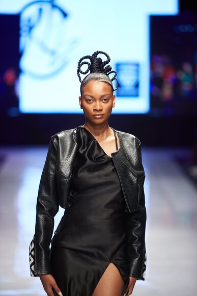 TO DOWNLOAD. CLICK ON THE IMAGE AND SAVE. To browse images use green arrows above.
SHARE AND TAG : @MTC_WINDHOEKFASHIONWEEK
IMAGE CREDIT: @SIMZMKHWANAZI/@BESTFRIENDS_STUDIOS
#MTCWFW2022
@MTC_WINDHOEKFASHIONWEEK
#MADEINNAMIBIA