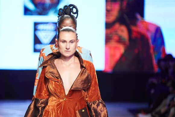 TO DOWNLOAD. CLICK ON THE IMAGE TO OPEN IT AND THEN CLICK ON IT AGAIN AND WAIT FOR IT TO LOAD IN FULLSCREEN AND SAVE. To browse images use green arrows above.
SHARE AND TAG : @MTC_WINDHOEKFASHIONWEEK
IMAGE CREDIT: @SIMZMKHWANAZI/@BESTFRIENDS_STUDIOS
#MTCWFW2022
@MTC_WINDHOEKFASHIONWEEK
#MADEINNAMIBIA