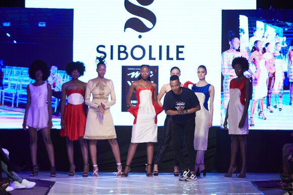 TO DOWNLOAD. CLICK ON THE IMAGE AND SAVE. To browse images use green arrows above.
SHARE AND TAG : @MTC_WINDHOEKFASHIONWEEK
IMAGE CREDIT: @SIMZMKHWANAZI/@BESTFRIENDS_STUDIOS
#MTCWFW2022
@MTC_WINDHOEKFASHIONWEEK
#MADEINNAMIBIA