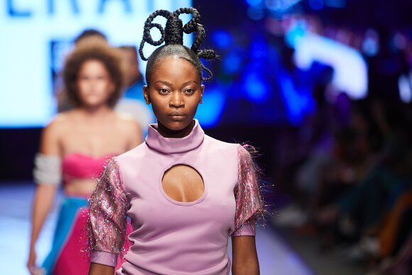 TO DOWNLOAD. CLICK ON THE IMAGE AND SAVE. To browse images use green arrows above.
SHARE AND TAG : @MTC_WINDHOEKFASHIONWEEK
IMAGE CREDIT: @SIMZMKHWANAZI/@BESTFRIENDS_STUDIOS
#MTCWFW2022
@MTC_WINDHOEKFASHIONWEEK
#MADEINNAMIBIA