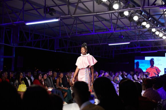 TO DOWNLOAD. CLICK ON THE IMAGE AND SAVE. To browse images use green arrows above.
SHARE AND TAG : @MTC_WINDHOEKFASHIONWEEK
IMAGE CREDIT: @SIMZMKHWANAZI/@BESTFRIENDS_STUDIOS
#MTCWFW2022
@MTC_WINDHOEKFASHIONWEEK
#MADEINNAMIBIA