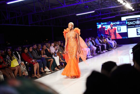 TO DOWNLOAD. CLICK ON THE IMAGE AND SAVE. To browse images use green arrows above.
SHARE AND TAG : @MTC_WINDHOEKFASHIONWEEK
IMAGE CREDIT: @SIMZMKHWANAZI/@BESTFRIENDS_STUDIOS
#MTCWFW2022
@MTC_WINDHOEKFASHIONWEEK
#MADEINNAMIBIA
