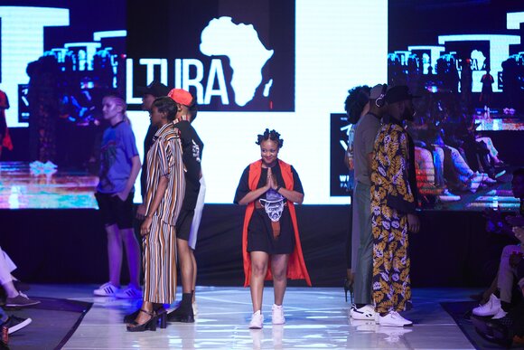 TO DOWNLOAD. CLICK ON THE IMAGE AND SAVE. To browse images use green arrows above.
SHARE AND TAG : @MTC_WINDHOEKFASHIONWEEK
IMAGE CREDIT: @SIMZMKHWANAZI/@BESTFRIENDS_STUDIOS
#MTCWFW2022
@MTC_WINDHOEKFASHIONWEEK
#MADEINNAMIBIA