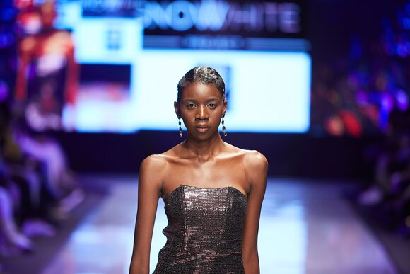 TO DOWNLOAD. CLICK ON THE IMAGE AND SAVE. To browse images use green arrows above.
SHARE AND TAG : @MTC_WINDHOEKFASHIONWEEK
IMAGE CREDIT: @SIMZMKHWANAZI/@BESTFRIENDS_STUDIOS
#MTCWFW2022
@MTC_WINDHOEKFASHIONWEEK
#MADEINNAMIBIA