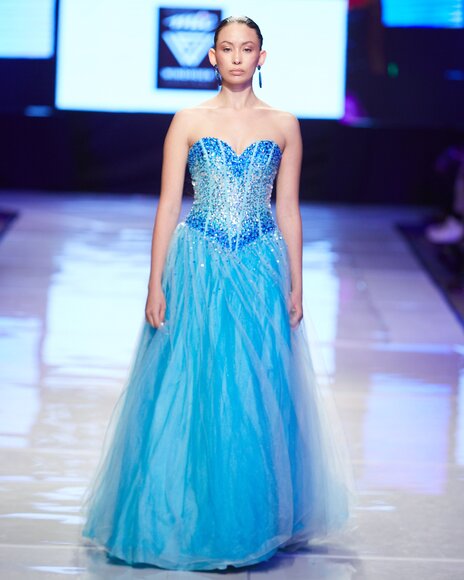 TO DOWNLOAD. CLICK ON THE IMAGE AND SAVE. To browse images use green arrows above.
SHARE AND TAG : @MTC_WINDHOEKFASHIONWEEK
IMAGE CREDIT: @SIMZMKHWANAZI/@BESTFRIENDS_STUDIOS
#MTCWFW2022
@MTC_WINDHOEKFASHIONWEEK
#MADEINNAMIBIA