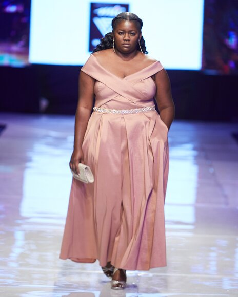 TO DOWNLOAD. CLICK ON THE IMAGE AND SAVE. To browse images use green arrows above.
SHARE AND TAG : @MTC_WINDHOEKFASHIONWEEK
IMAGE CREDIT: @SIMZMKHWANAZI/@BESTFRIENDS_STUDIOS
#MTCWFW2022
@MTC_WINDHOEKFASHIONWEEK
#MADEINNAMIBIA