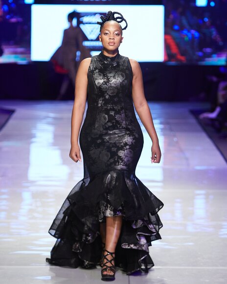 TO DOWNLOAD. CLICK ON THE IMAGE AND SAVE. To browse images use green arrows above.
SHARE AND TAG : @MTC_WINDHOEKFASHIONWEEK
IMAGE CREDIT: @SIMZMKHWANAZI/@BESTFRIENDS_STUDIOS
#MTCWFW2022
@MTC_WINDHOEKFASHIONWEEK
#MADEINNAMIBIA
